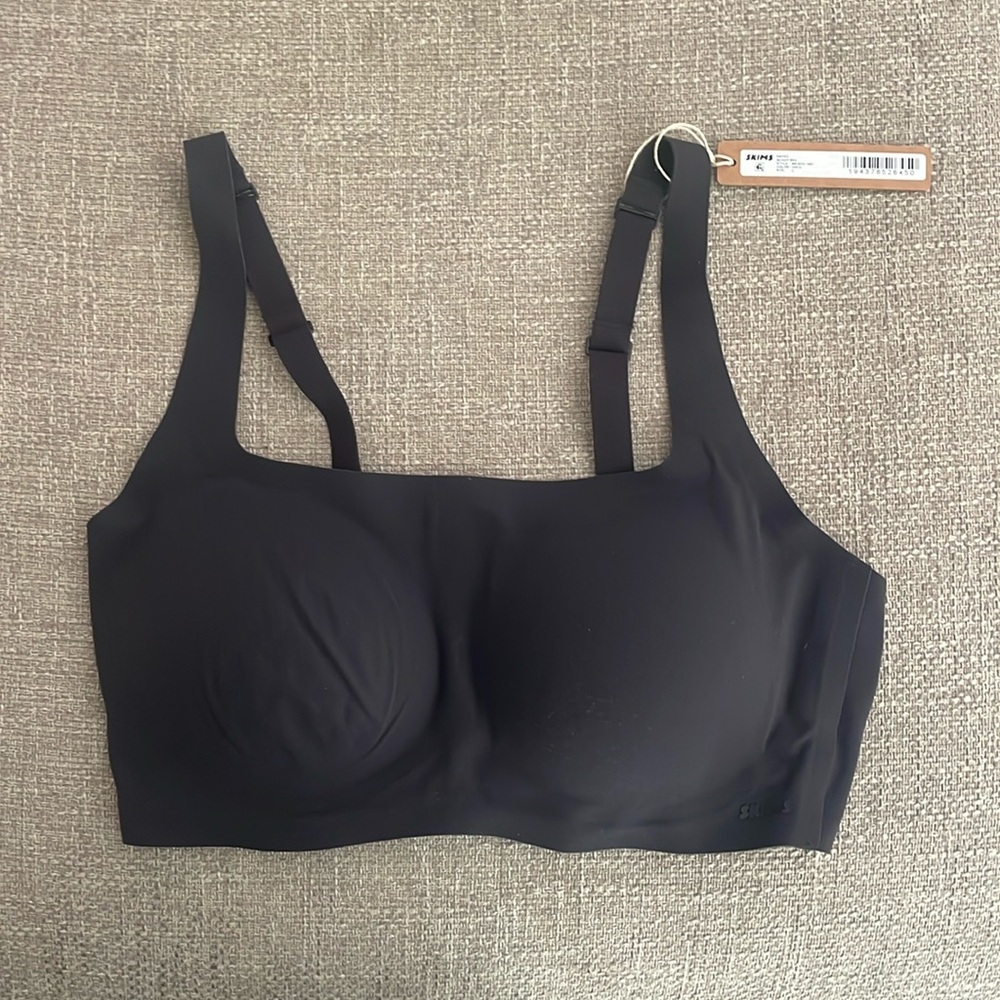 Skims naked scoop bra